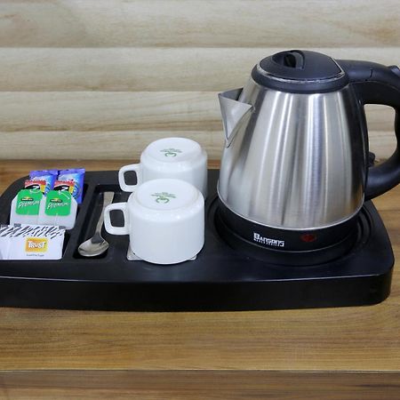 Airport Delhi Aerocity Inn Plaza Ню Делхи Екстериор снимка
