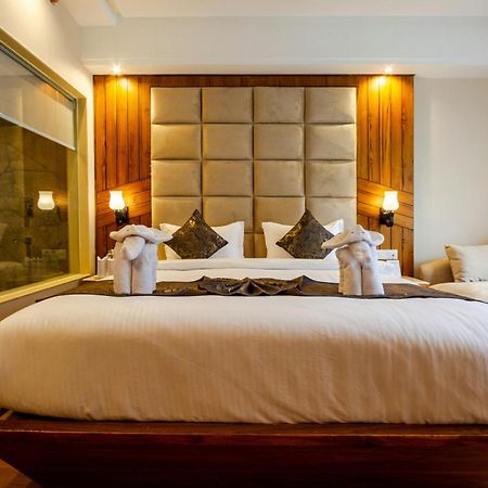Airport Delhi Aerocity Inn Plaza Ню Делхи Екстериор снимка